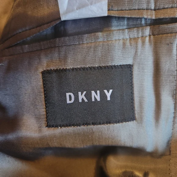 Dkny Men's Gray 100% Wool Suit Size 42S - Picture 6 of 15